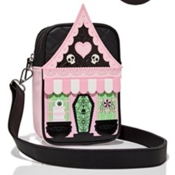 BBW Haunted House Crossbody Bag Detachable Strap Glow in the Dark New OOS - Picture 10 of 11